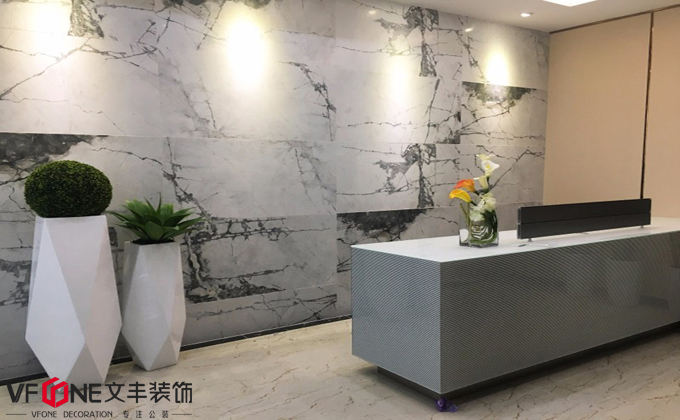 深圳辦公室裝修現(xiàn)場應(yīng)該注意什么,裝修需要備哪些材料