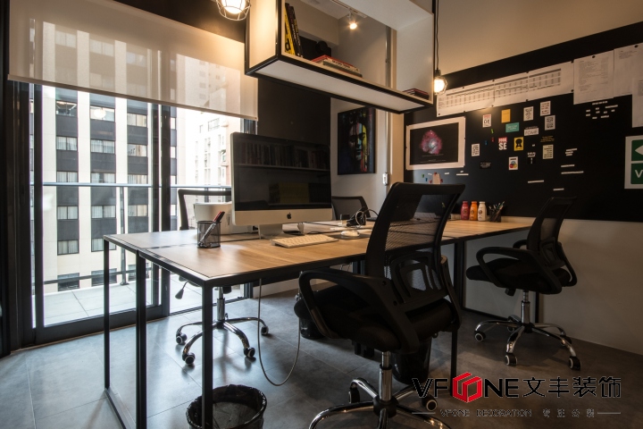 辦公室裝修中簡(jiǎn)約風(fēng)格的四個(gè)設(shè)計(jì)特點(diǎn)