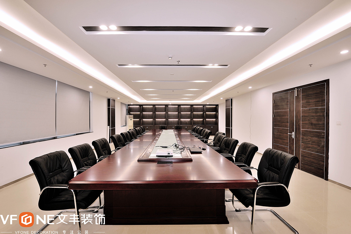  整裝潮起，公裝行業(yè)未來風(fēng)向怎么吹？